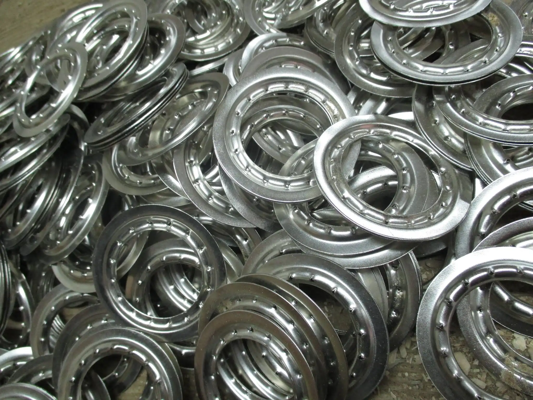QUALITY CHROME